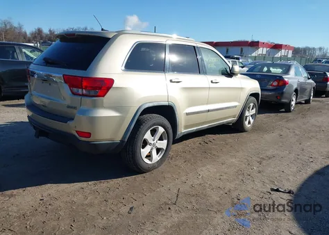 2011 Jeep Grand Cherokee Laredo z USA, uszkodzony, nr VIN 1J4RR4GG3BC557648